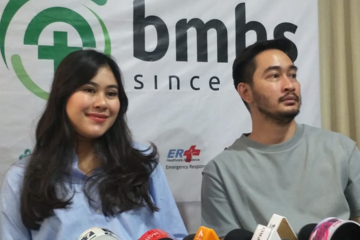 Syahnaz Sadiqah dan Jeje Govinda saat ditemui di RSIA Bunda, Menteng, Jakarta Pusat, Sabtu (4/1/2020).