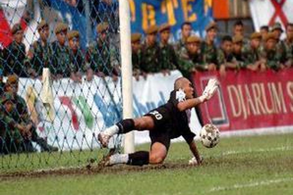 Kiper Arema Malang, Markus Haris Maulana.