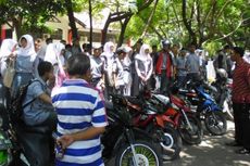Tolak Mutasi Kepsek, Ratusan Pelajar di Pinrang Demo