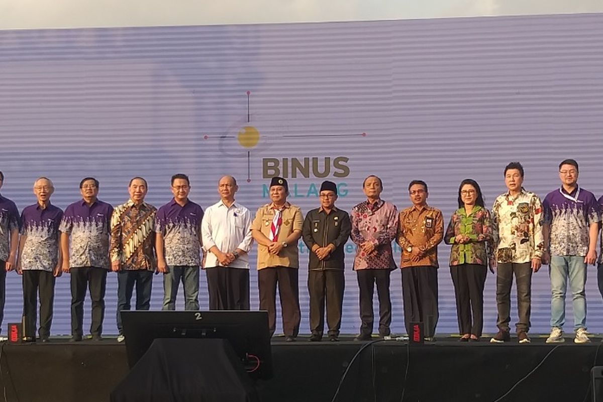 Binus University resmi meluncurkan kampus terbarunya, Binus Malang, Rabu (23/10/2019), setelah sebelumnya kampus tersebut beroperasi pada bridging campus sejak 2016. 