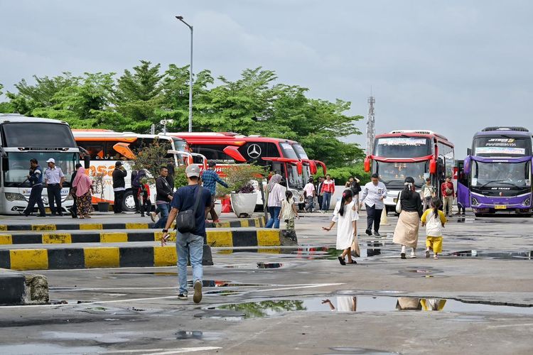 Ilustrasi bus untuk mudik gratis akhir tahun