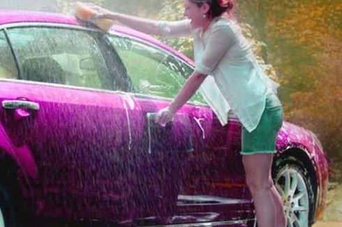 Cuci Mobil di Rumah, Jangan Semprot Ruang Mesin Pakai Air