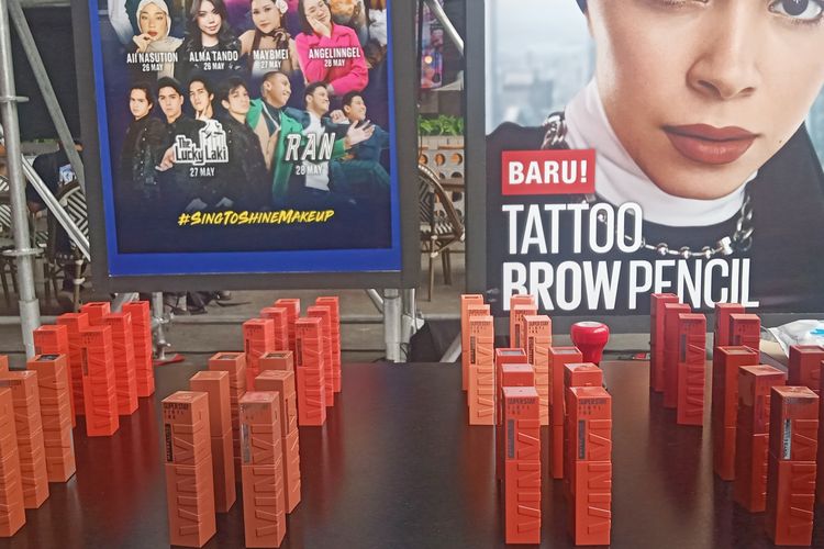 Maybelline Superstay Vinyl Ink, rekomendasi lipstik tahan lama