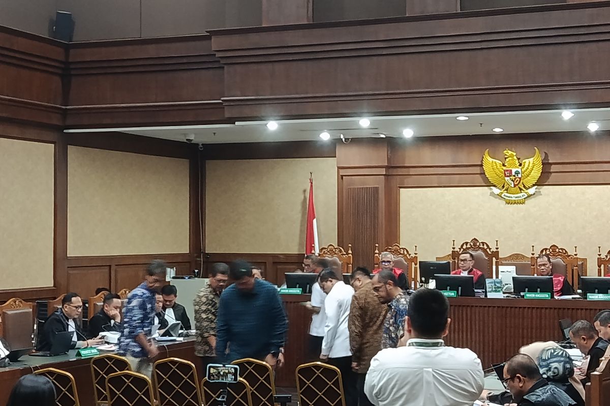 Jaksa Dalami Lonjakan Saham Nadiem Usai IPO GoTo dalam Sidang Chromebook