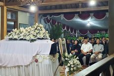 Jenazah Dubes RI untuk Italia M Prakosa Tiba di Bantul, Ganjar Melayat ke Rumah Duka