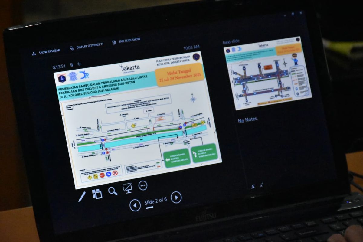 Pengerjaan crossing saluran air di Jalan Abadi RT 014 RW 006 Kelurahan Duren Sawit, Kecamatan Duren Sawit, Jakarta Timur, akan dimulai pada Jumat (26/11/2021) malam.