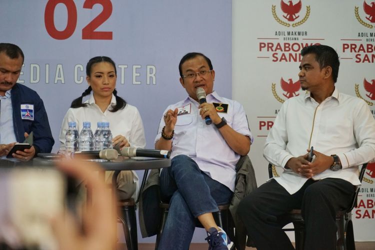 Wakil Ketua Badan Pemenangan Nasional pasangan Prabowo Subianto-Sandiaga Uno (BPN) Priyo Budi Santoso dalam sebuah diskusi di media center pasangan Prabowo-Sandiaga, Jalan Sriwijaya I, Jakarta Selatan, Selasa (22/1/2019). 