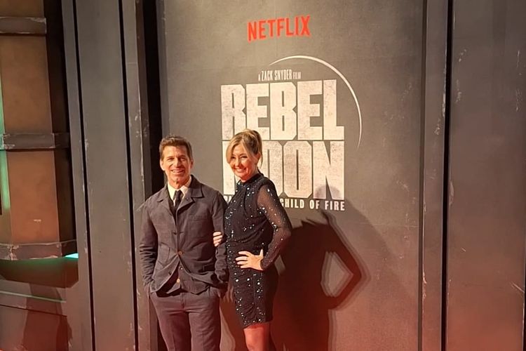 Zack Snyder dan Deborah Snyder di red carpet Rebel Moon: Part One - A Child of Fire (2023) di Tokyo, Jepang, (11/12/2023)