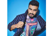 Aktor Bollywood Arjun Kapoor Umumkan Positif Covid-19