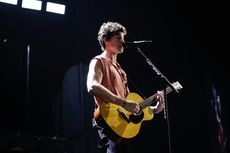 Bawakan Senorita di Konser Sentul, Shawn Mendes Ditemani 