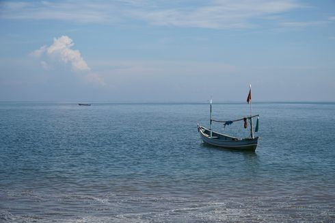 Nelayan di Labuan Bajo Terluka Usai Tabrak Pelampung Lampu Suar, Kapal Rusak Parah 