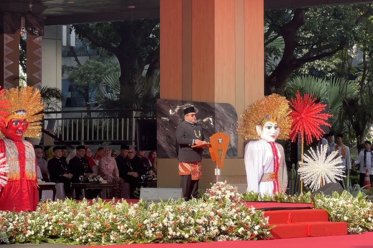 Hardiknas 2026, Rano Karno: Tak Boleh Ada Anak di Jakarta Putus Sekolah karena Keadaan
