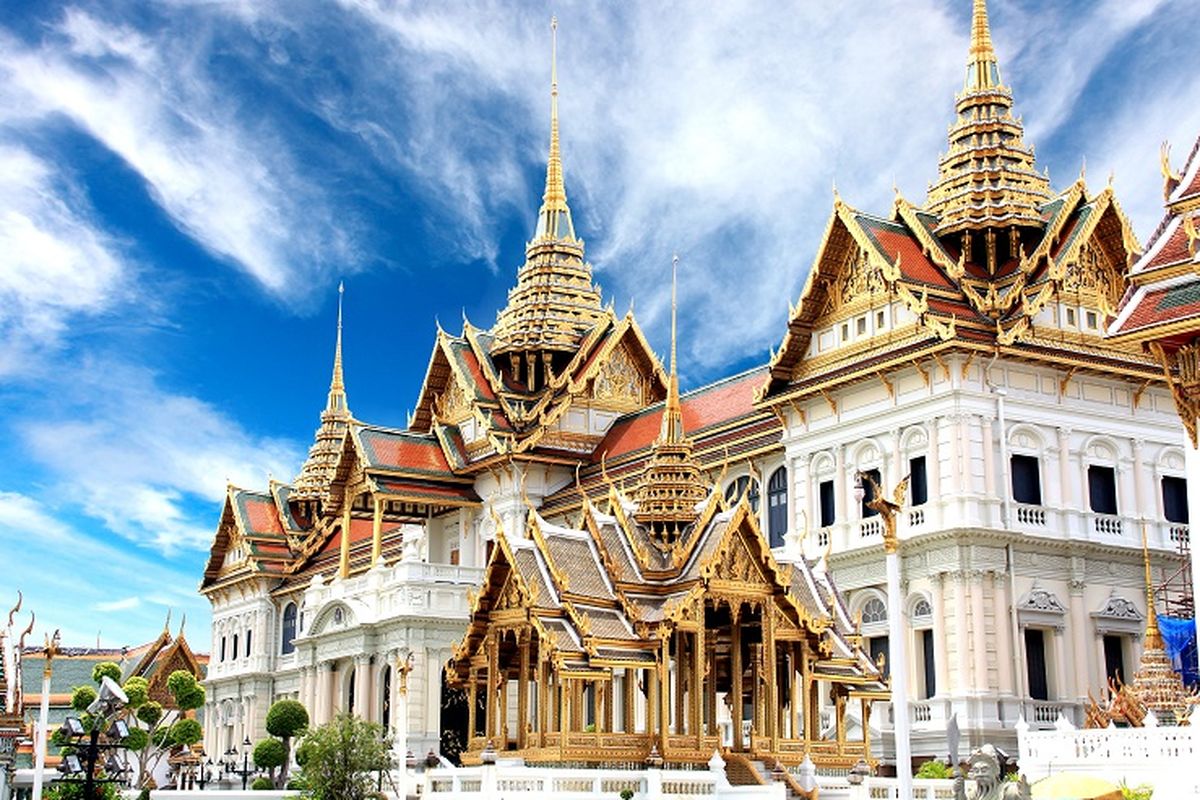 Ilustrasi Thailand - Grand Palace di Bangkok.