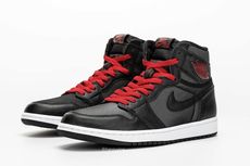 Air Jordan 1 Black Satin, Dominasi Hitam Beraksen Merah  