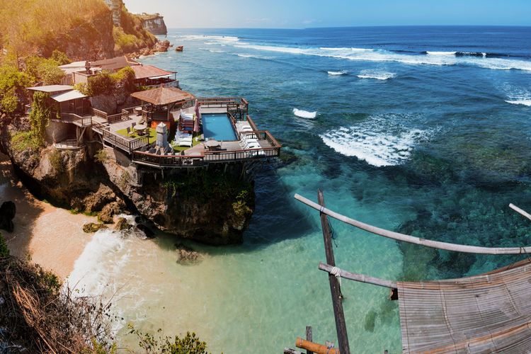 Pantai Suluban, Bali.