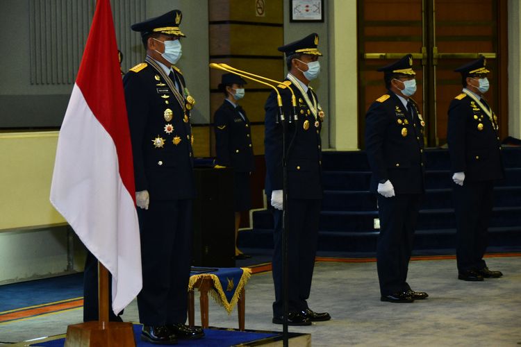 Kepala Staf TNI Angkatan Udara Marsekal Yuyu Sutisna saat merayakan HUT ke-74 TNI AU di Gedung Auditorium Denma Mabesau Cilangkap, Jakarta Timur, Kamis (9/4/2020).