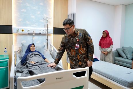 Mas Dhito Tinjau Pembangunan Gedung Baru RSKK Pare, Siap Beroperasi pada Agustus 2025