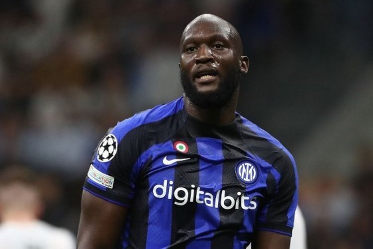 Aksi bintang Inter Milan, Romelu Lukaku, pada laga lanjutan Grup C Liga Champions kontra Viktoria Plzen, Rabu (26/10/2022).