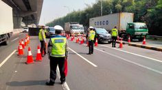 Uji Coba Ganjil Genap, Mobil Tak Sesuai Tanggal Ambil Jalan Arteri