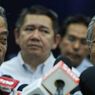 Mahathir Mohamad Berjanji Akan Lengserkan PM Malaysia Muhyiddin Yassin