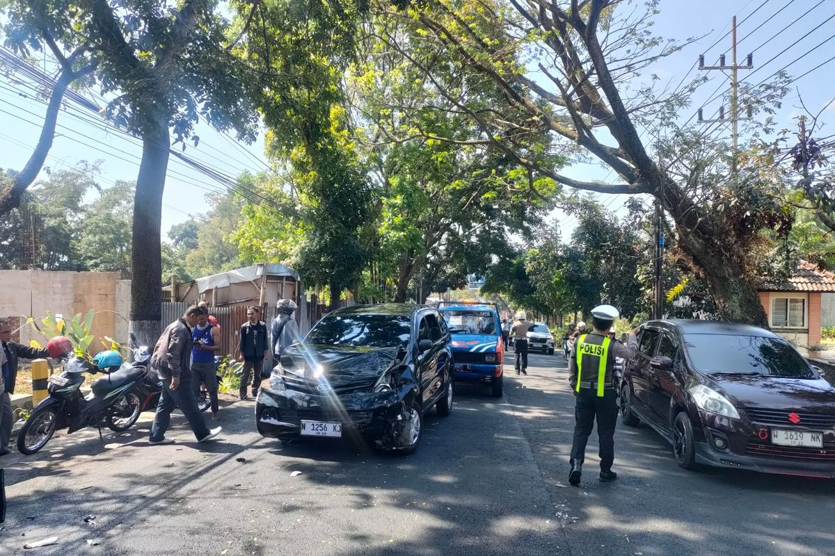 Kecelakaan terjadi di Jalan Ir Soekarno, Desa Beji, Kecamatan Junrejo, Kota Batu, Jawa Timur pada Minggu (21/7/2024).