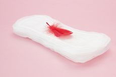 Pembalut Dingin Diklaim Bikin Darah Menstruasi Berkurang, Benarkah? Ini Kata Dokter