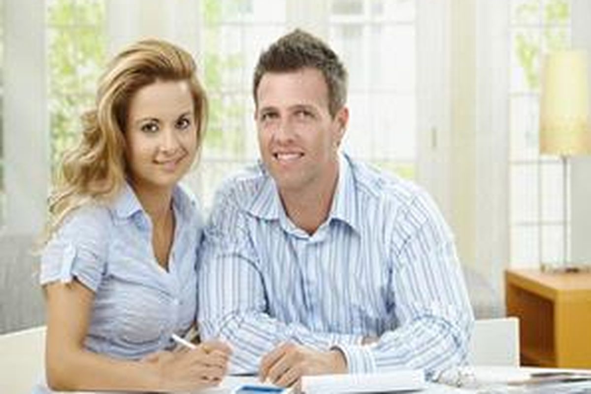 Akan lebih bijak menghitung dan mempersiapkan dana pendidikan anak sedini mungkin agar tidak kaget saat keadaan mendesak.