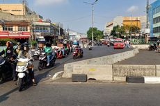 157 Pengendara Motor Lawan Arah di Lampu Merah Stasiun Pasar Minggu 