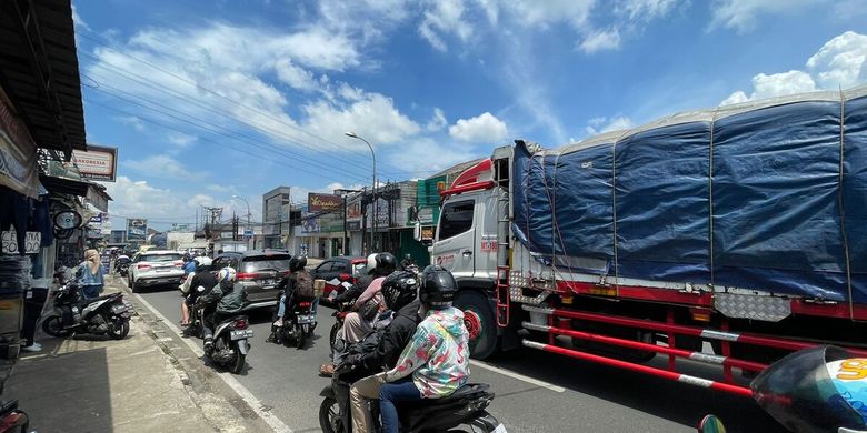 Berita Harian Kepadatan Kendaraan Di Bandung Terbaru Hari Ini - Kompas.com