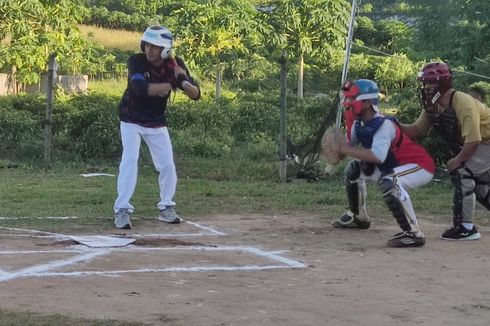 Pukulan Tanpa Mengayunkan Lengan dalam Softball