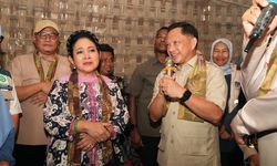 Pastikan Tepat Sasaran, Mendagri bersama Menteri PKP Tinjau Penerima Bantuan Bedah Rumah di Bantul