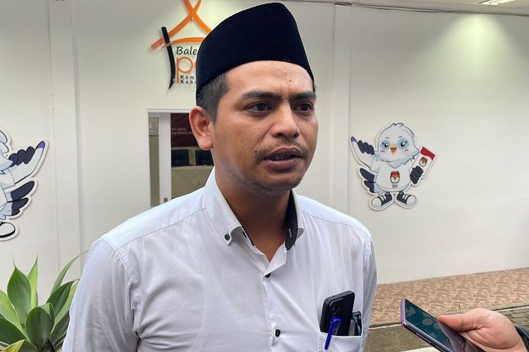 Ketua Bawaslu Kabupaten Bandung Kahpiana saat ditemui di Kantor KPU Kabupaten Bandung, Soreang, Jawa Barat, Selasa (11/7/2023)