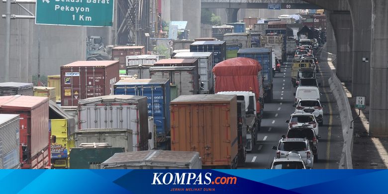 Cerita Pemudik yang Terjebak Macet hingga 40 Km di Tol Jakarta-Cikampek meski Berangkat Pagi Buta...