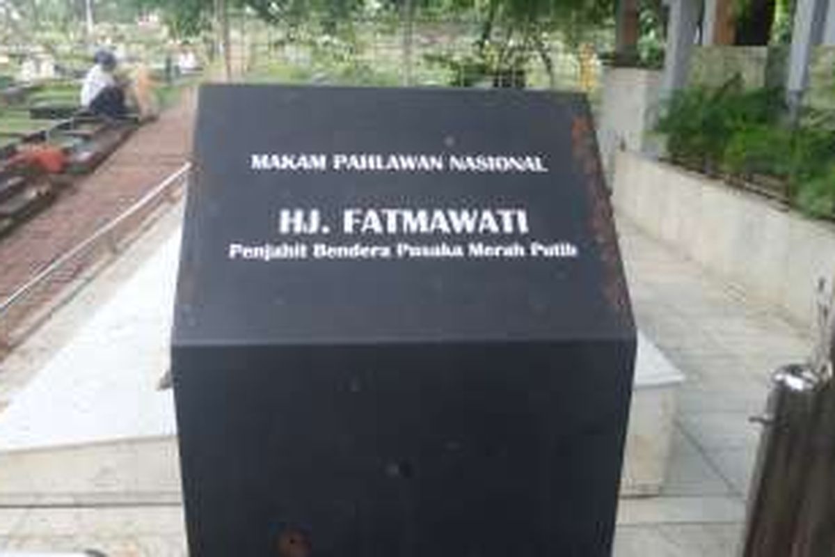 Makam Fatmawati Soekarno di Pemakaman Umum Karet Bivak, Jakarta Pusat