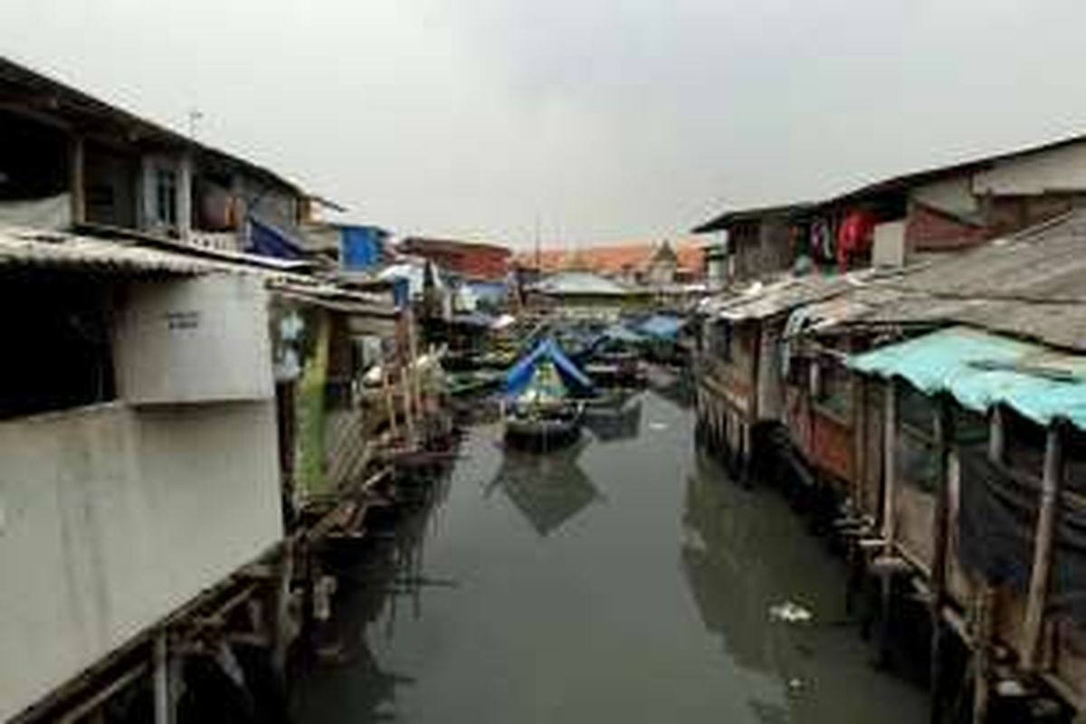 Suasana permukiman warga di Luar Batang, Penjaringan, Jakarta Utara, Kamis (31/3/2016). Pemerintah Provinsi DKI Jakarta akan memulai penertiban rumah warga pada 9 April mendatang.