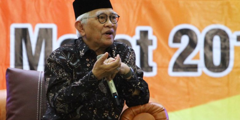 Cerita Di Hari Ulang Tahun Gus Mus Dukung Susi Tetap Jadi Menteri Hingga Pesan Untuk Jokowi Halaman All Kompas Com Cerita Di Hari Ulang Tahun Gus Mus Dukung Susi Tetap Jadi Menteri Hingga Pesan Untuk Jokowi Halaman All Kompas Com