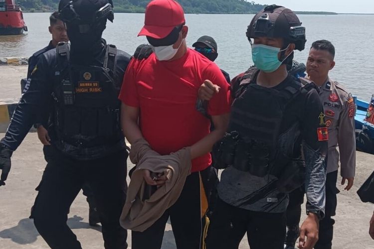 Karutan Kendari dan 2 Pejabat Struktural Dinonaktifkan Buntut Napi Korupsi Ngopi di Kafe