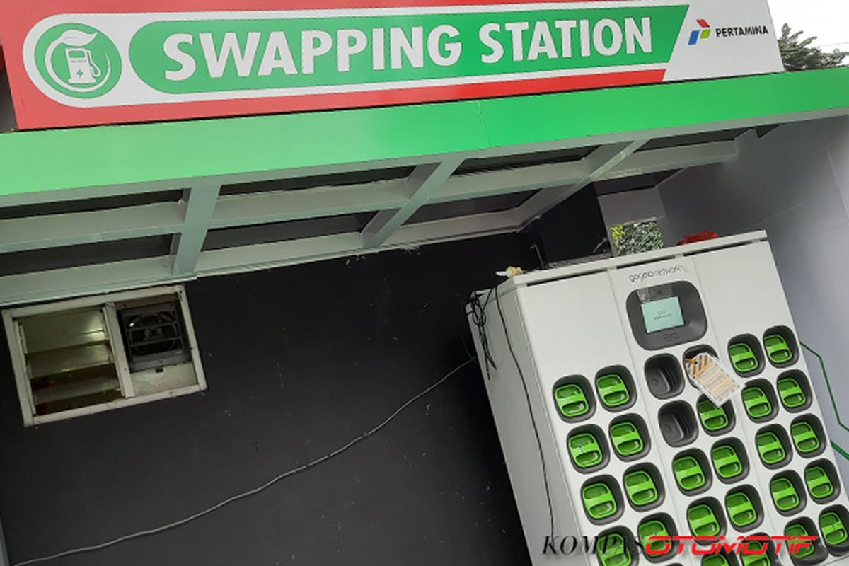 SPBKLU atau Battery Swapping Station (BSS)