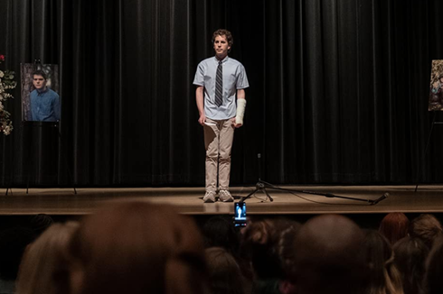 Sinopsis Dear Evan Hansen, Pesan Evan Hansen Kepada Dirinya Sendiri