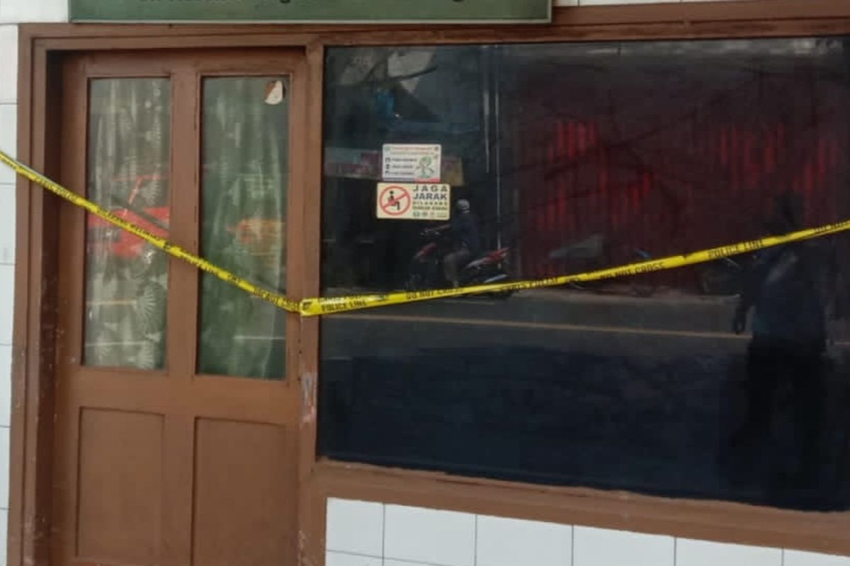 Lokasi penemuan seorang wanita tidak bernyawa di sebuah kamar losmen di Jalan Kolonel Sugiono, Kelurahan Ciptomulyo, Kecamatan Sukun, Kota Malang.