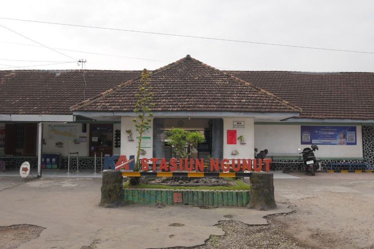 Stasiun Ngunut, Jalur Strategis Menuju Destinasi Wisata di Tulungagung
