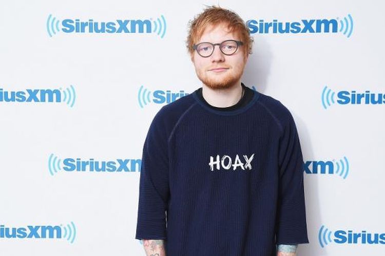 Artis musik asal Inggris Ed Sheeran berkunjung ke SiriusXM Studios di New York City, pada Jumat (13/1/2017). 