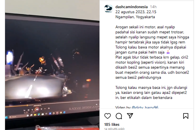 Motor menyalip dari kanan