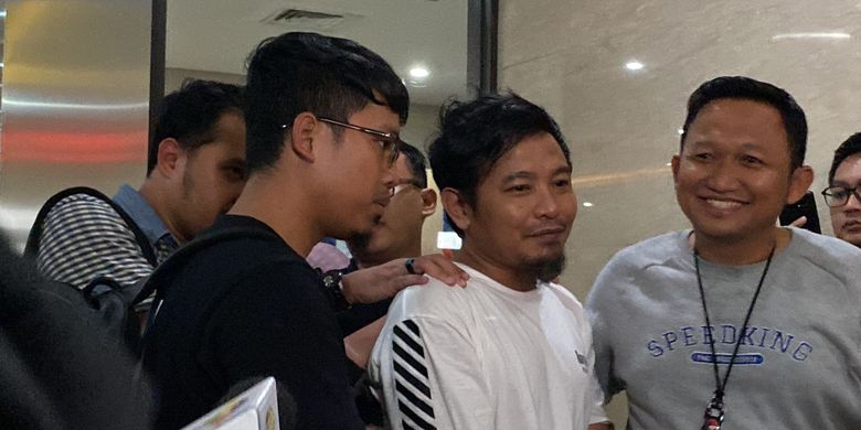 Zul Zivilia Manggung di Tengah Masa Tahanan, Istri: Dia Happy - Kompas.com