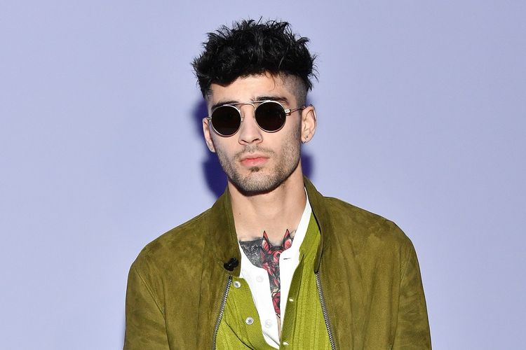 Penyanyi Zayn Malik menghadiri peragaan busana Tom Ford Women's Fall/Winter 2018 pada New York Fashion Week di Park Avenue Armory, New York City, pada 8 Februari 2018.