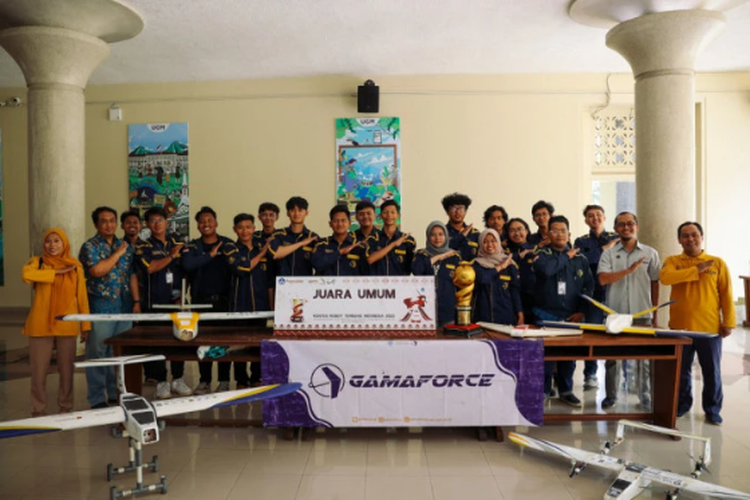 Tim Gamaforce UGM raih juara umum dalam Kontes Robot Terbang Indonesia (KRTI) 2023.