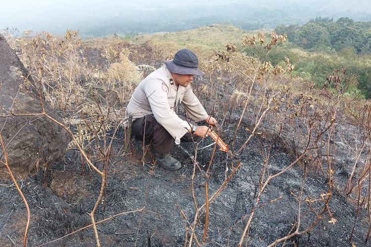 Polres Malang melakukan identifikasi dugaan pemicu kebakaran di Gunung Arjuno-Welirang.