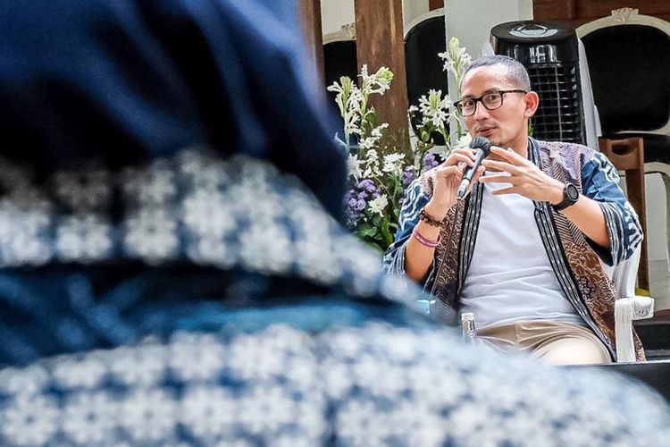 Sandiaga Uno saat berada di Pendopo Sabha Swagata Blambangan Banyuwangi 