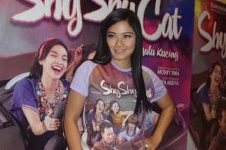 Titi Kamal usai jumpa pers film Shy Shy Cat di XXI Epicentrum Kuningan, Jakarta Selatan, Selasa (1/11/2016) malam.