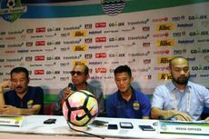 Pelatih Persib Minta Maaf karena Gagal Persembahkan Kemenangan